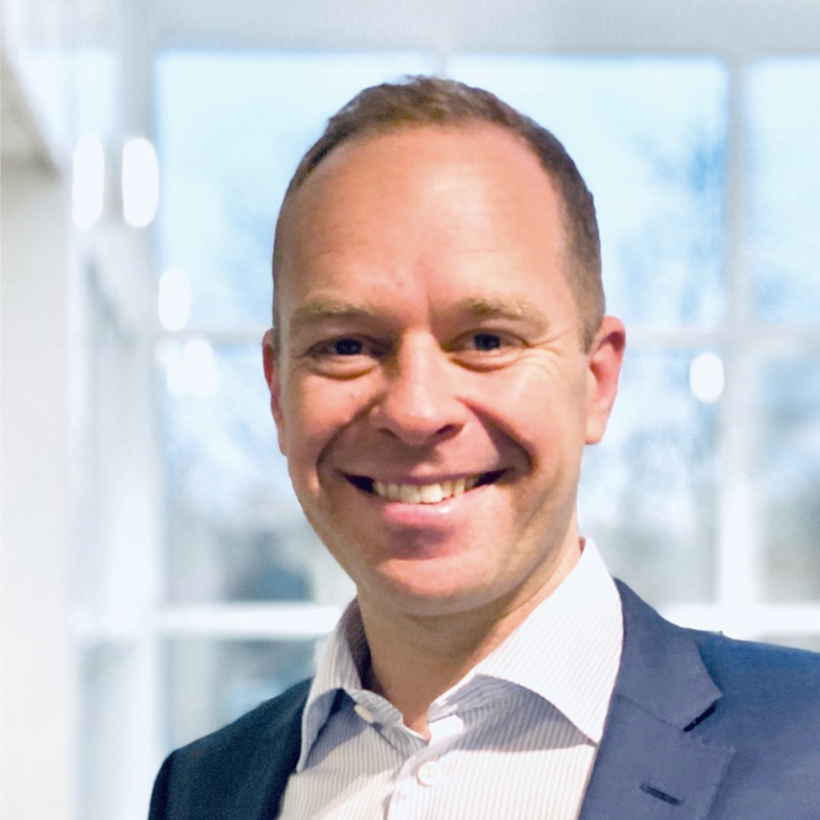 Nikolaj Holm Vang, Entrust