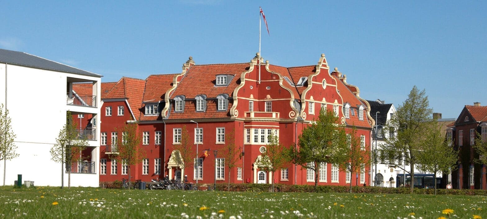 hoersholm-gl-raadhus